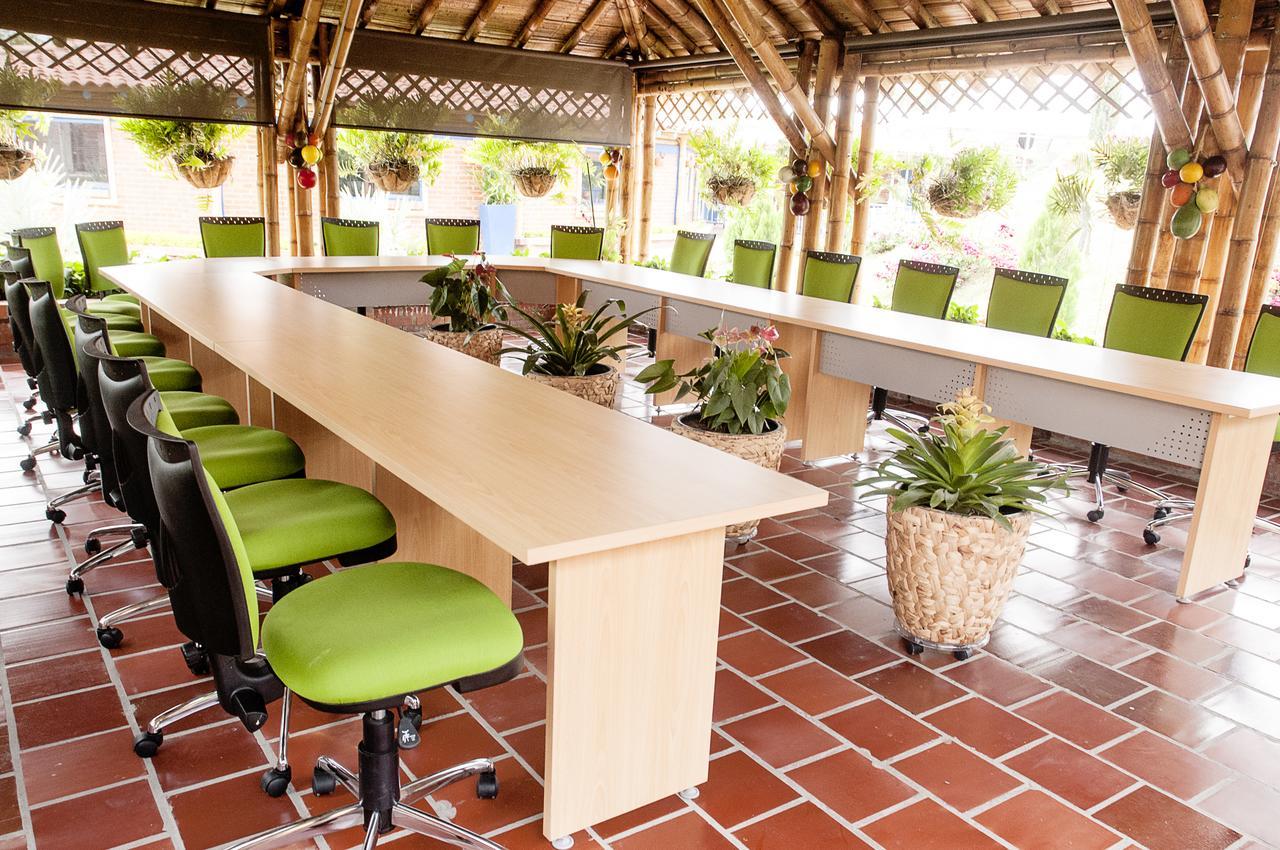 Hotel Campestre Tardes Calenas Yumbo Buitenkant foto