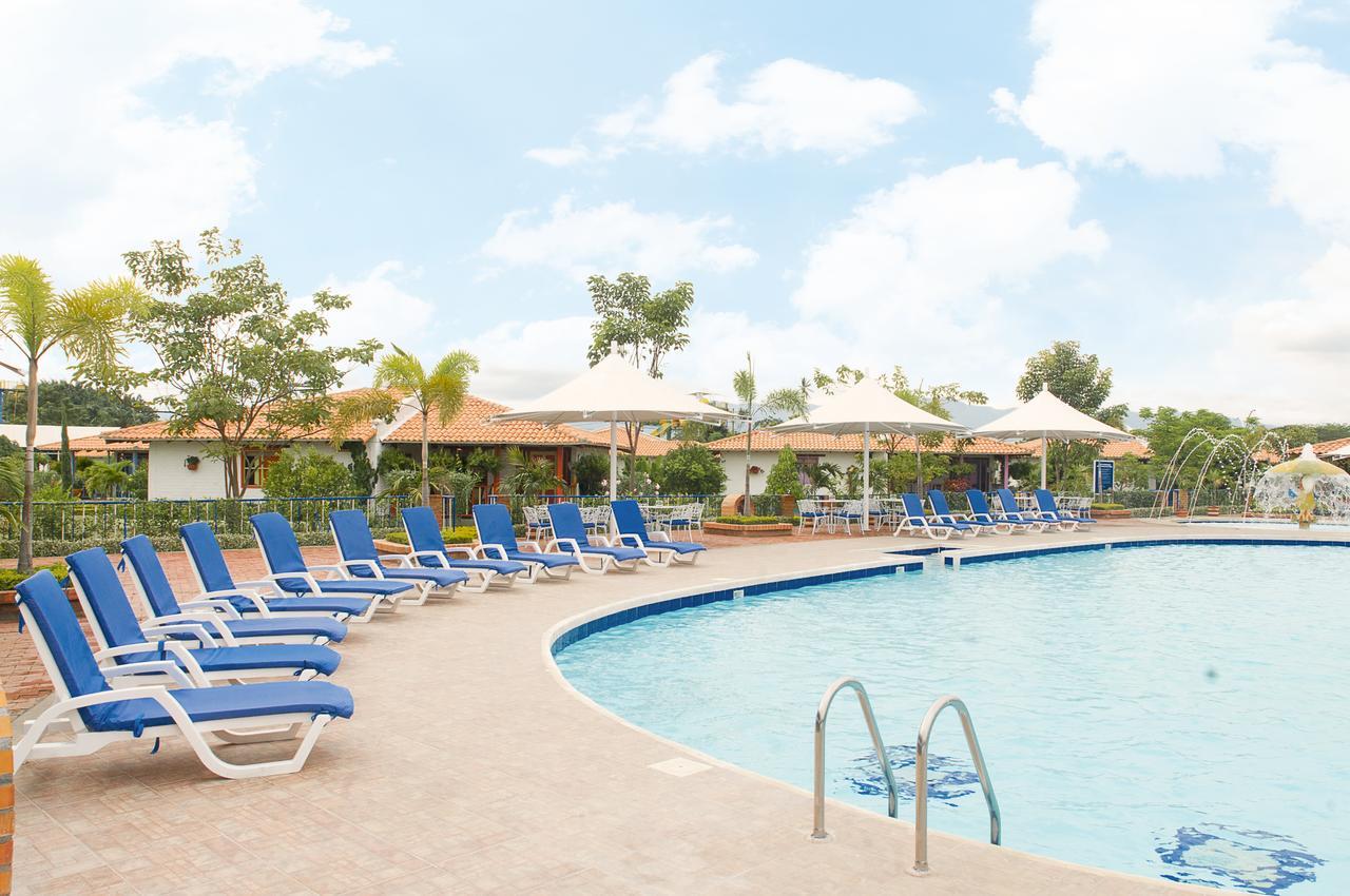 Hotel Campestre Tardes Calenas Yumbo Buitenkant foto