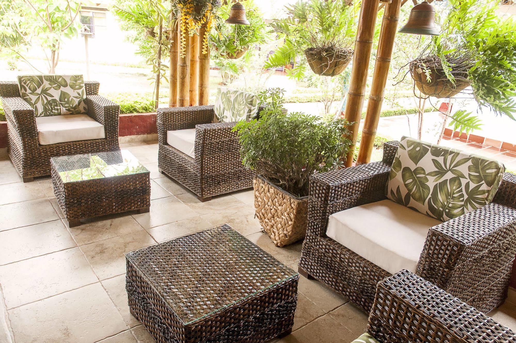 Hotel Campestre Tardes Calenas Yumbo Buitenkant foto