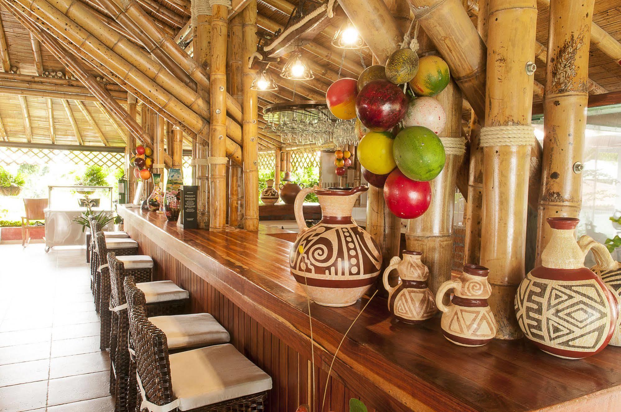 Hotel Campestre Tardes Calenas Yumbo Buitenkant foto