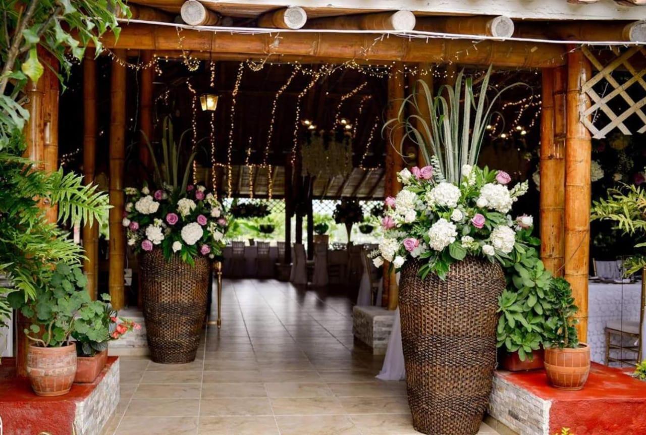 Hotel Campestre Tardes Calenas Yumbo Buitenkant foto